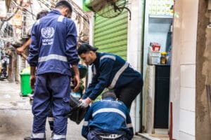 UNRWA Refugee Workers Cleaning Shatila Camp, Beirut idir hakim photographe paris