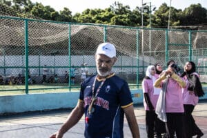 Young Veiled Refugee Women Playing Sports Near Shatila Camp, Beirut idir hakim photographe paris