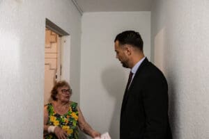 Door to Door – The New Popular Front idir hakim photographe paris
