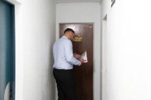 Door to Door – The New Popular Front idir hakim photographe paris