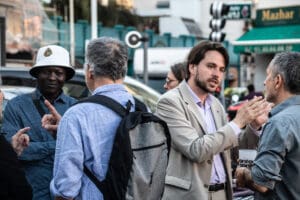 Campaign Closing Meeting in Montrouge idir hakim photographe paris