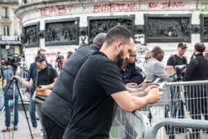 LFI Activists at Place de la République idir hakim photographe paris