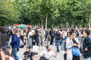 LFI Activists at Place de la République idir hakim photographe paris