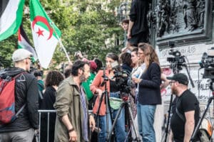 LFI Activists at Place de la République idir hakim photographe paris