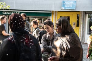 Sabrina Benali at Giant Door-to-Door in Place Morillon idir hakim photographe paris