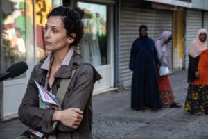 Sabrina Benali at Giant Door-to-Door in Place Morillon idir hakim photographe paris