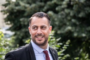Delogu – Door to Door – The New Popular Front idir hakim photographe paris