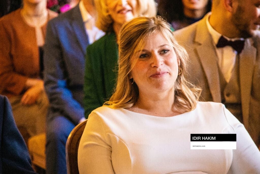 alliances-mariage-civil-mairie-detail-mains-maries-union